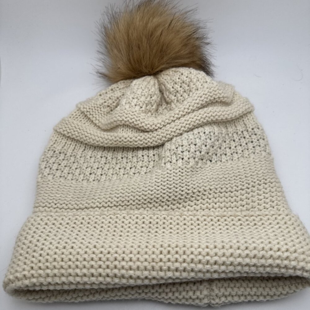 Cap America Beanie Hat With Pom Insulated. GR8